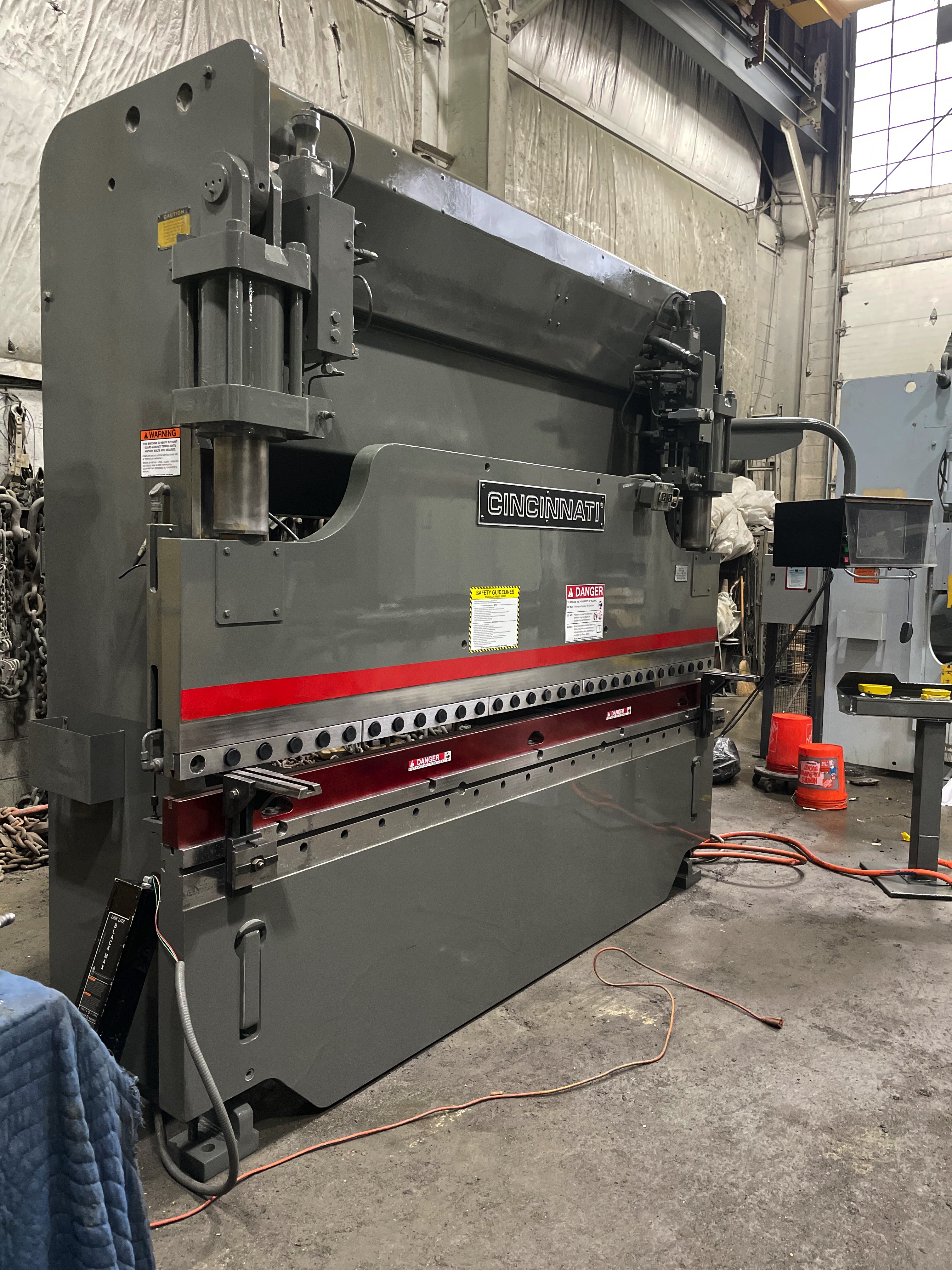 90 Ton X 10'  Cincinnati Model 90AF8  Autoform CNC Hydraulic Press Brake